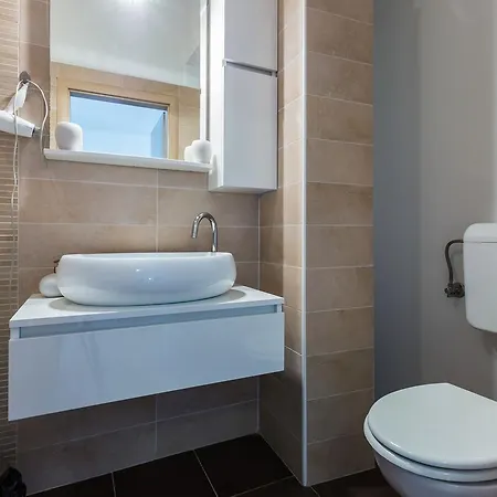 Nata Apt. W. Sea View Near Center * Zadar